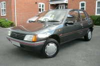 Peugeot 205